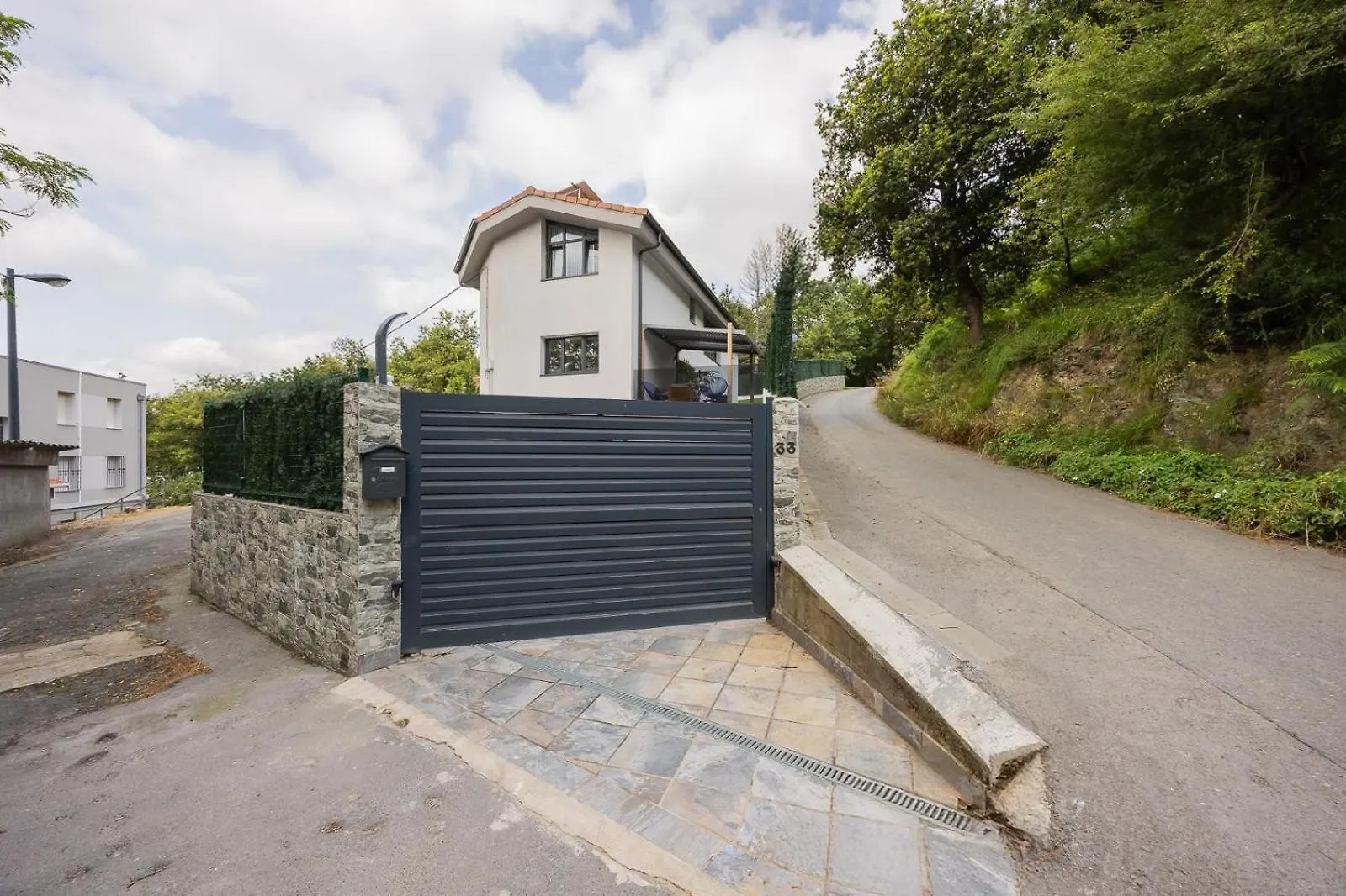 House With Pool And Panoramic View Of Bilbao Villa 0*,